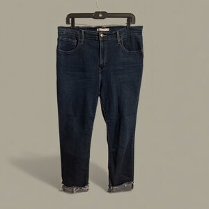 Levi’s 724 High Rise Straight Dark Denim Women’s size 33 jeans